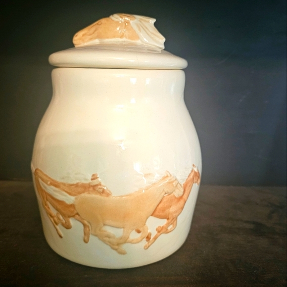 Storyteller Art Horse Cookie Jar Canister Hand Painted - Picture 1 of 10